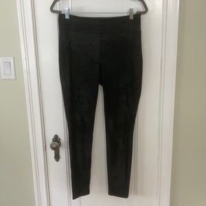 ⭐️ 3/$20 ⭐️ Distressed ultrasuede skinny pants, size S